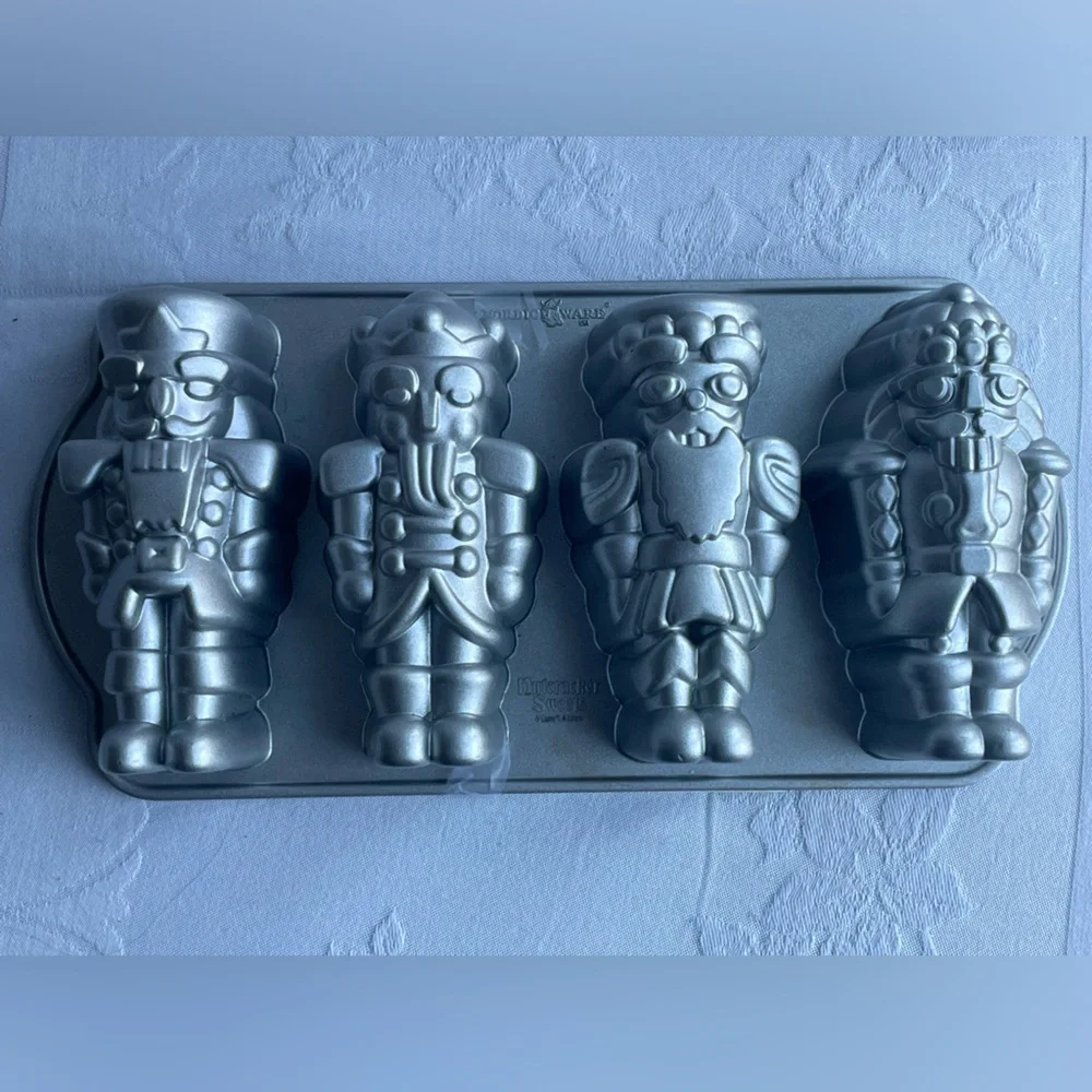 Nordic Ware Nutcracker Sweets Heavy Cast Aluminum Cakelet Pan Christmas Mold